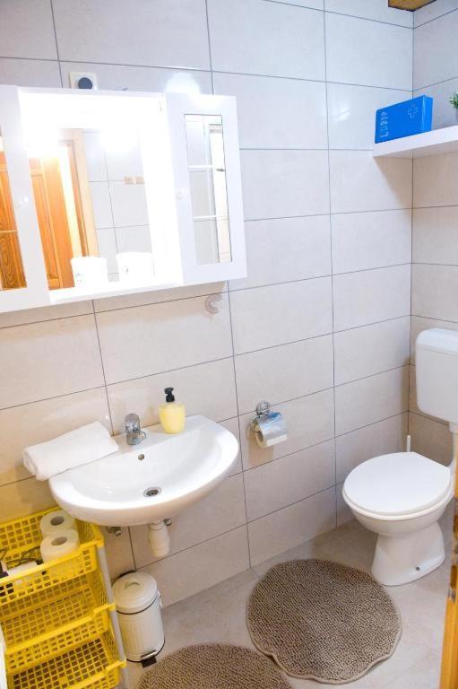 Planinca -Hisa Z Razgledom Daire Smarje pri Jelsah Dış mekan fotoğraf