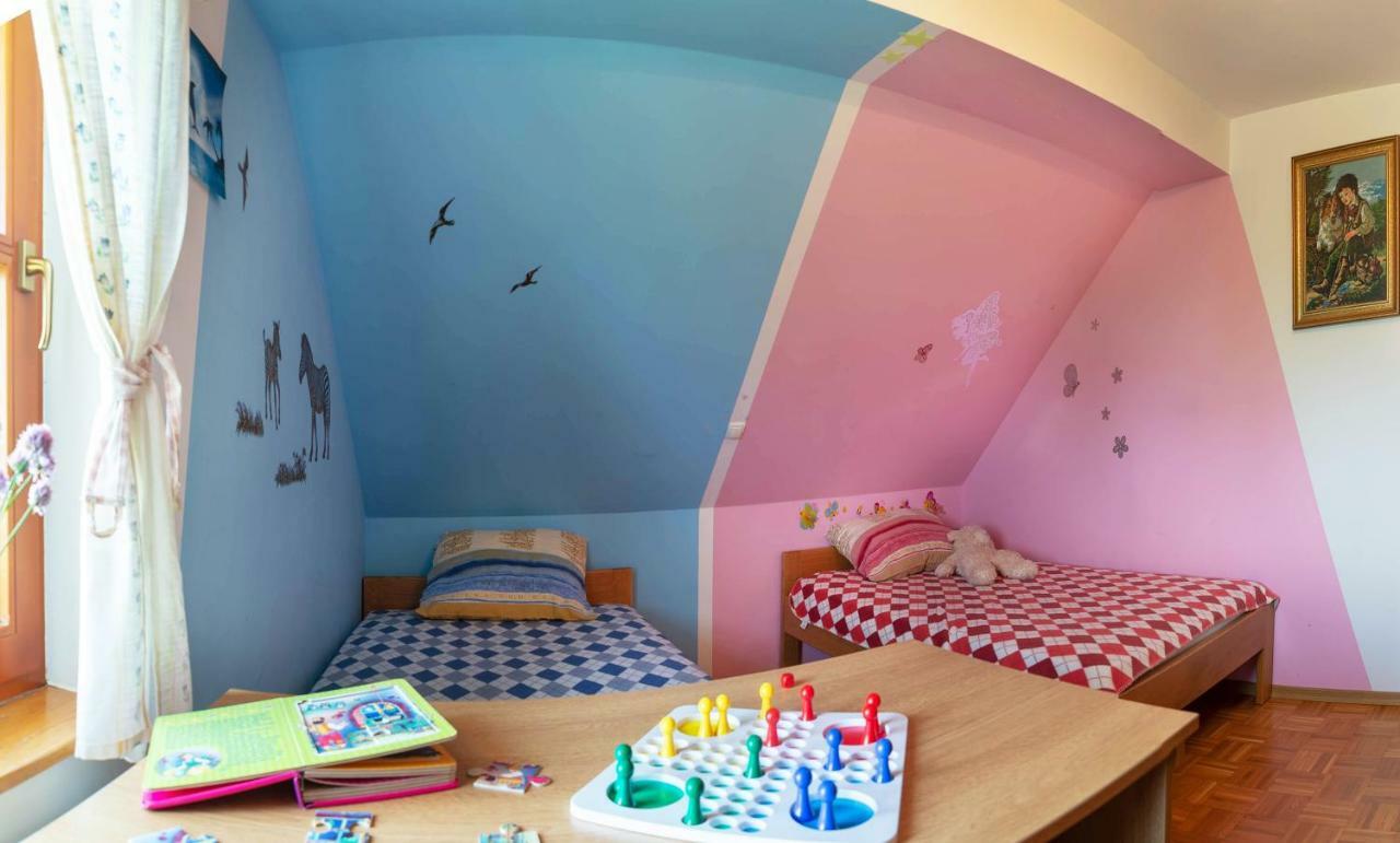 Planinca -Hisa Z Razgledom Daire Smarje pri Jelsah Dış mekan fotoğraf