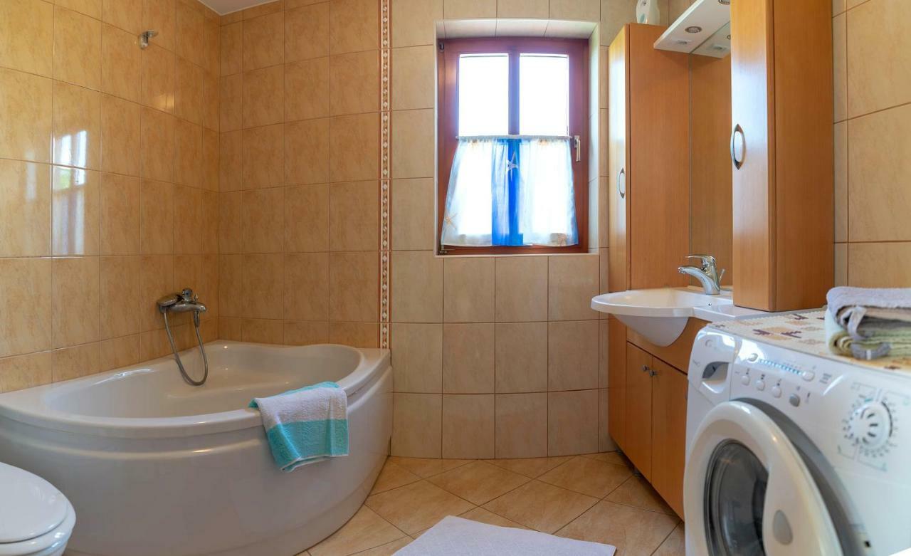 Planinca -Hisa Z Razgledom Daire Smarje pri Jelsah Dış mekan fotoğraf