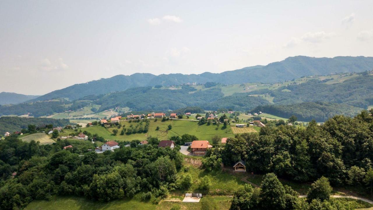 Planinca -Hisa Z Razgledom Daire Smarje pri Jelsah Dış mekan fotoğraf